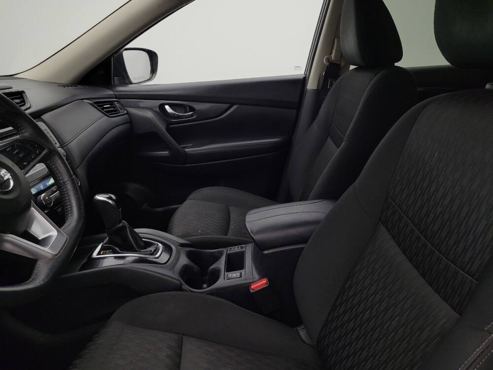 2018 Nissan Rogue in Tampa, FL 33619 - 18050959 17