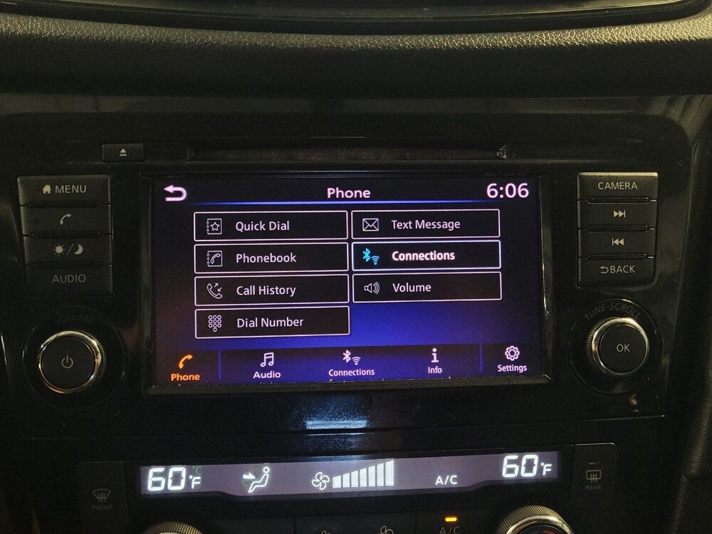 2018 Nissan Rogue in Tampa, FL 33619 - 18050959 25