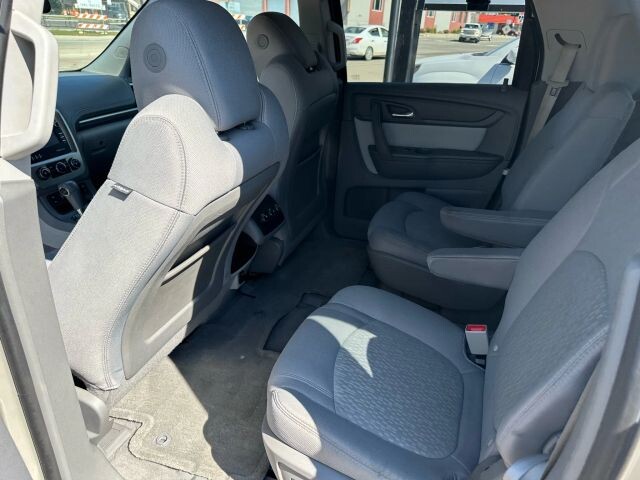 2014 GMC Acadia in Wadena, MN 56482 - 18051048 10