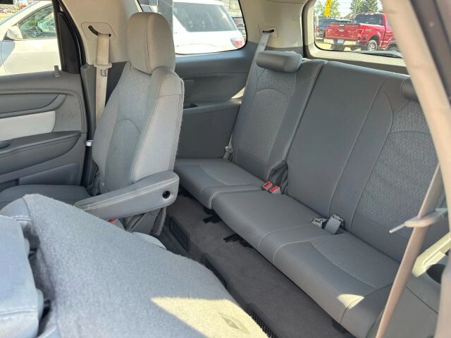 2014 GMC Acadia in Wadena, MN 56482 - 18051048 11