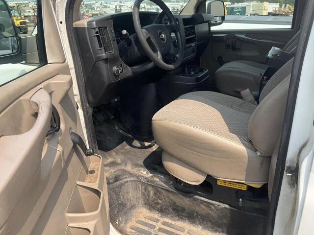 2011 Chevrolet Express 2500 in Blauvelt, NY 10913 - 18051049 8