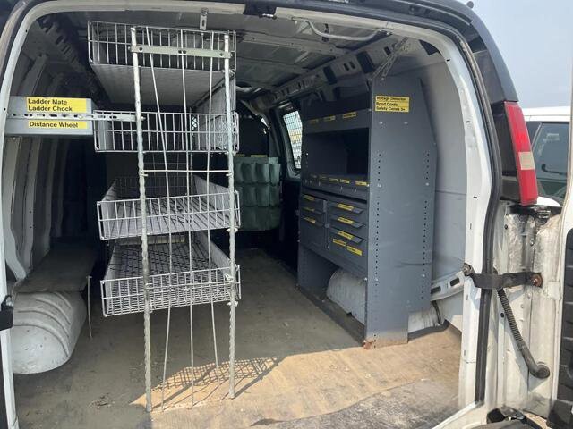 2011 Chevrolet Express 2500 in Blauvelt, NY 10913 - 18051049 13