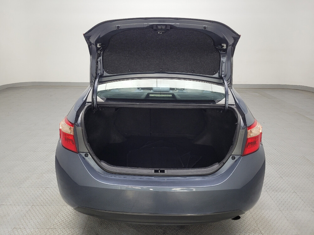 2019 Toyota Corolla in Arlington, TX 76011 - 18051108 29
