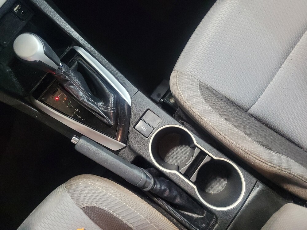 2019 Toyota Corolla in Arlington, TX 76011 - 18051108 26