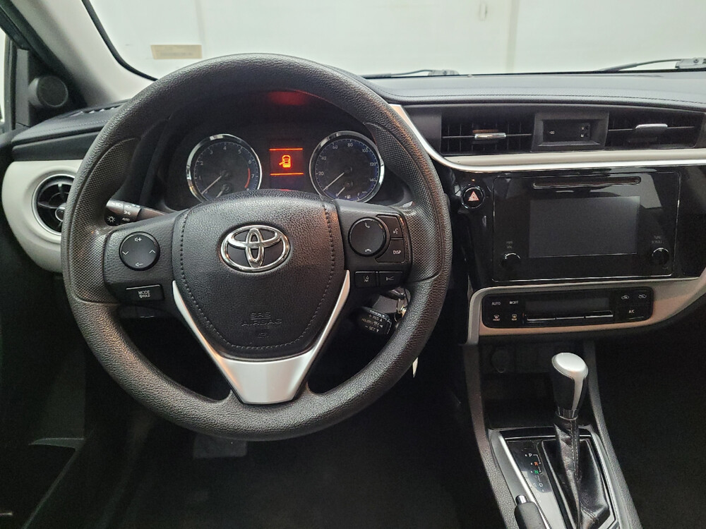 2019 Toyota Corolla in Arlington, TX 76011 - 18051108 22