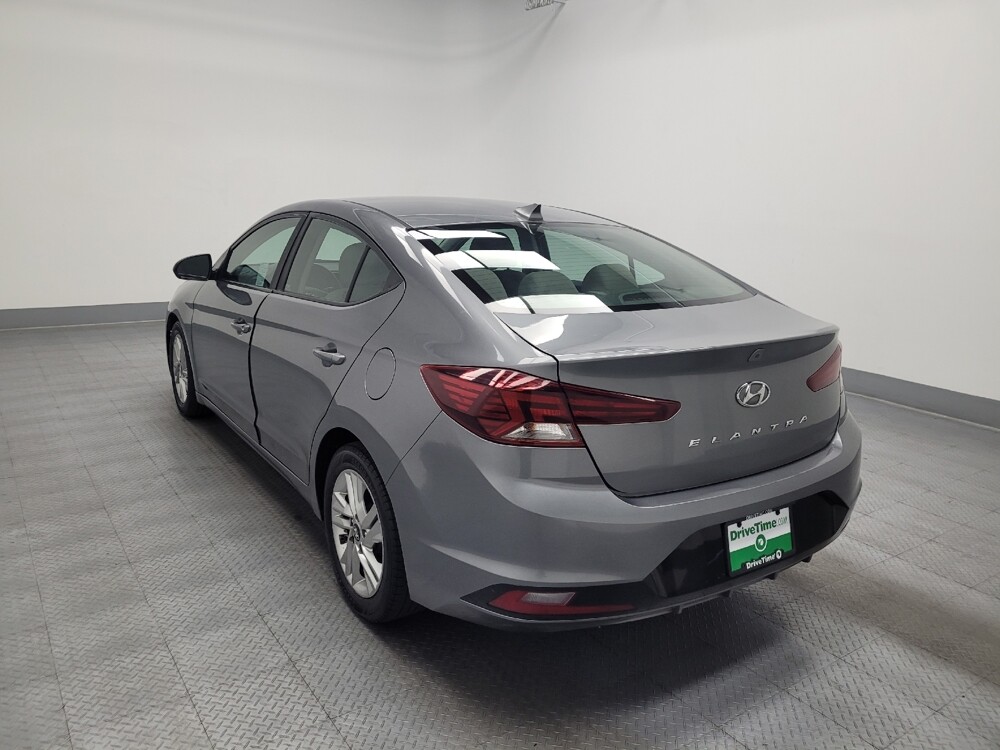 2019 Hyundai Elantra in Chandler, AZ 85225 - 18051123 5