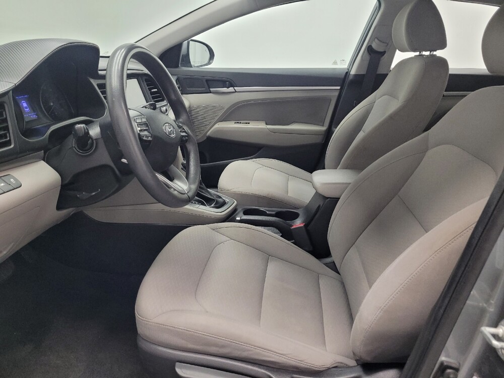 2019 Hyundai Elantra in Chandler, AZ 85225 - 18051123 17