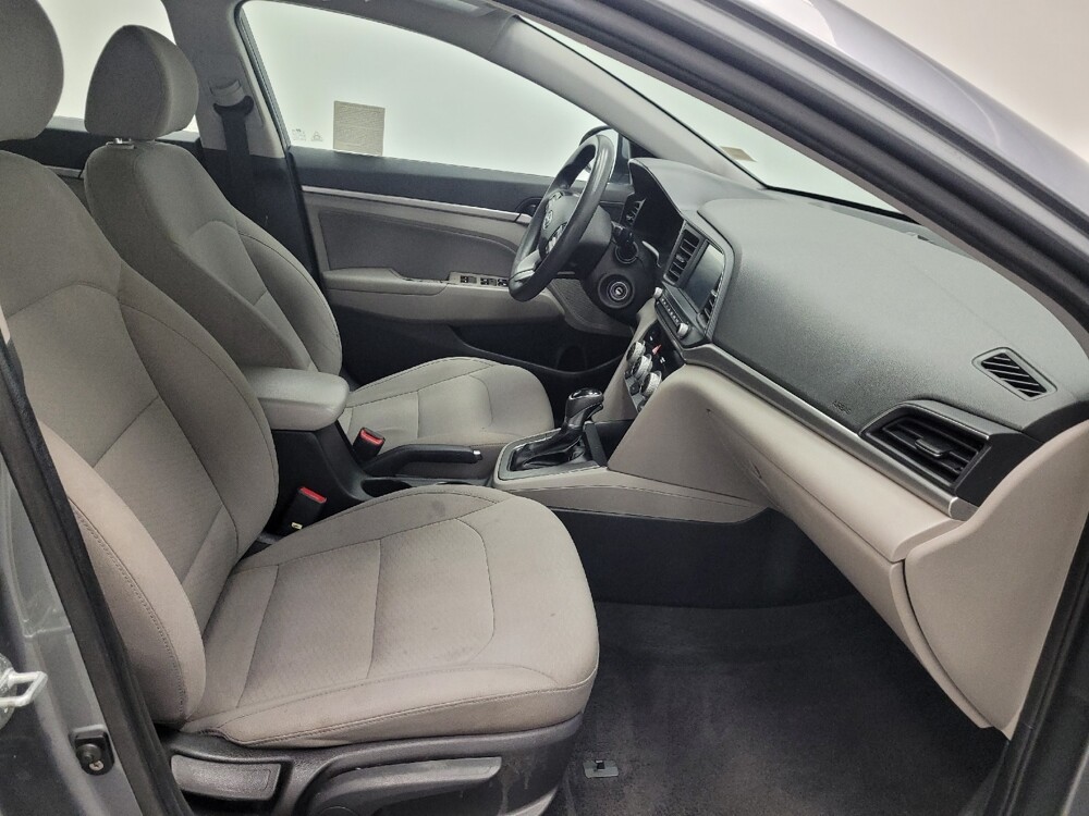 2019 Hyundai Elantra in Chandler, AZ 85225 - 18051123 21