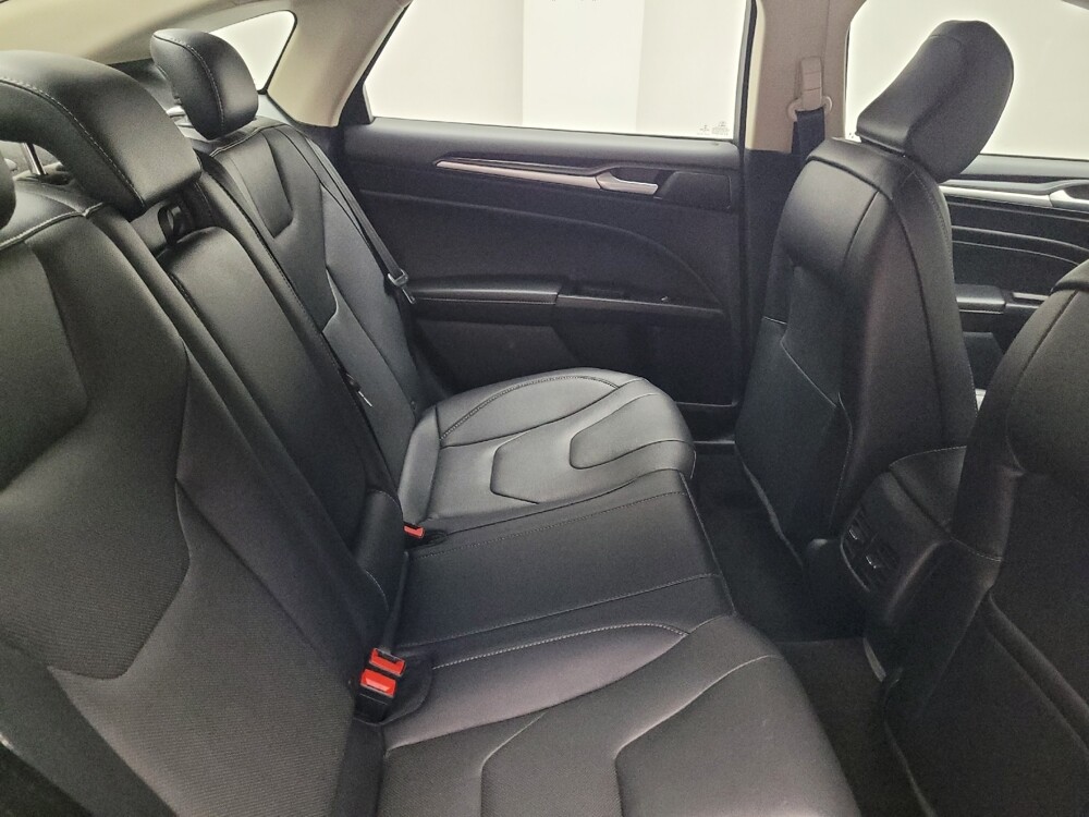 2020 Ford Fusion in Midlothian, IL 60445 - 18051144 19