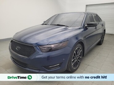 2017 Ford Taurus in Live Oak, TX 78233