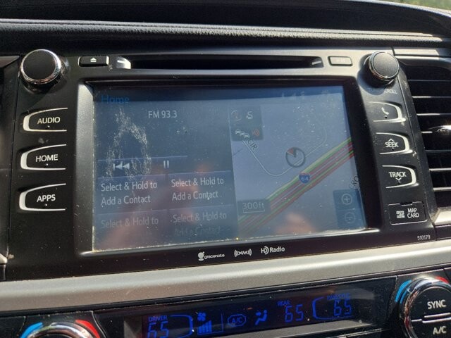 2018 Toyota Highlander in Virginia Beach, VA 23464 - 18051335 25