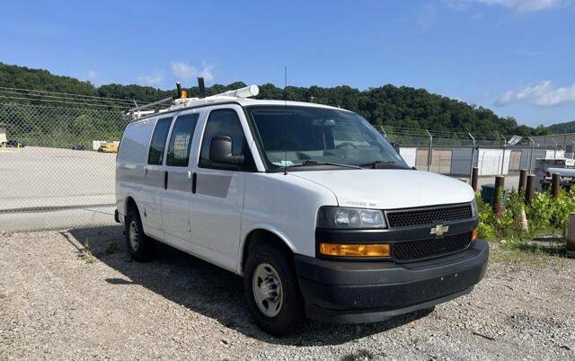 2018 Chevrolet Express 2500 in Blauvelt, NY 10913 - 18051359 51