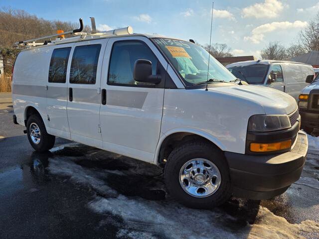 2018 Chevrolet Express 2500 in Blauvelt, NY 10913 - 18051359