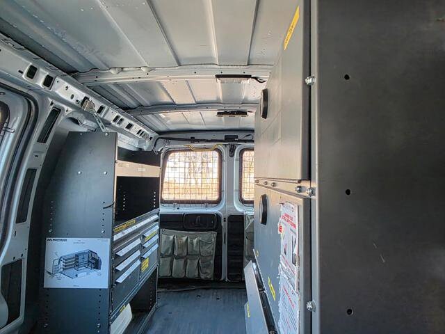 2018 Chevrolet Express 2500 in Blauvelt, NY 10913 - 18051359 29