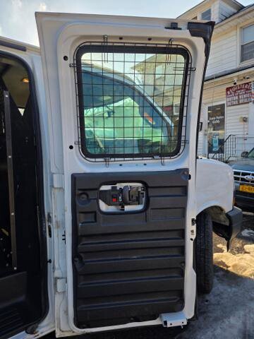 2018 Chevrolet Express 2500 in Blauvelt, NY 10913 - 18051359 53