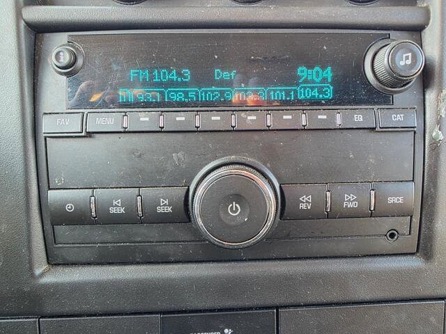 2018 Chevrolet Express 2500 in Blauvelt, NY 10913 - 18051359 21