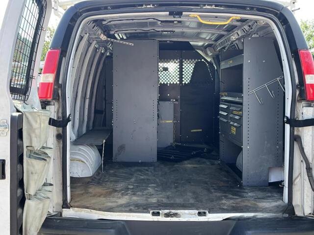 2018 Chevrolet Express 2500 in Blauvelt, NY 10913 - 18051359 56