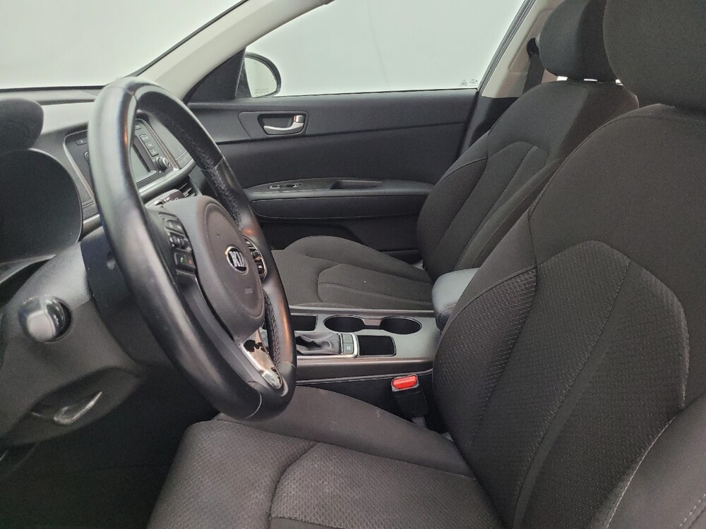 2016 Kia Optima in Lakeland, FL 33815 - 18051446 17