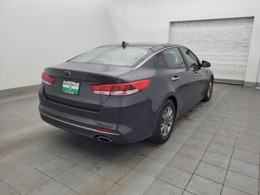 2016 Kia Optima in Lakeland, FL 33815 - 18051446 9