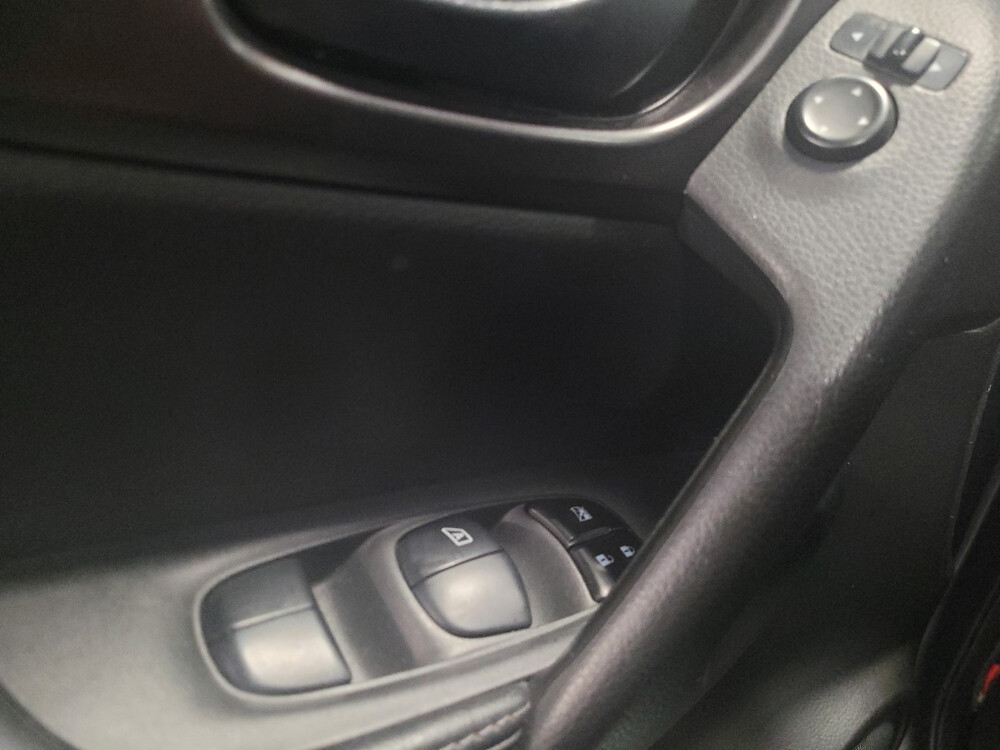 2019 Nissan Rogue Sport in Wilmington, NC 28405 - 18051454 27