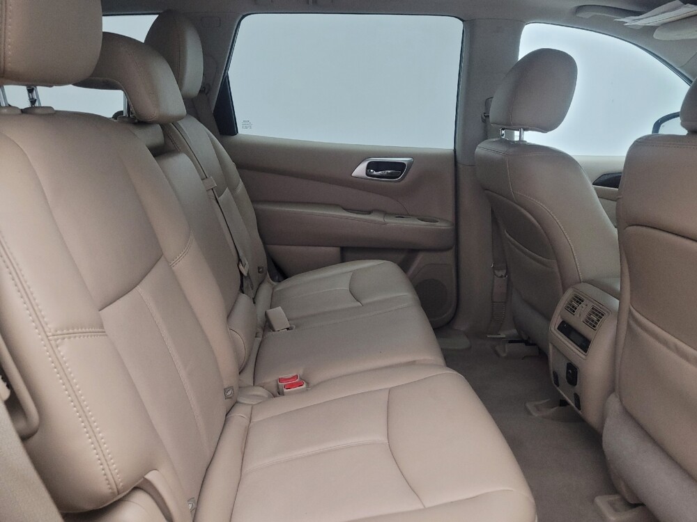 2015 Nissan Pathfinder in Columbia, SC 29210 - 18051488 19