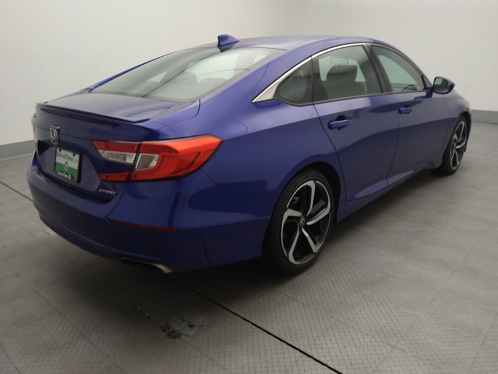 2018 Honda Accord in Independence, MO 64055 - 18051559 9