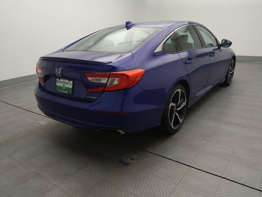 2018 Honda Accord in Independence, MO 64055 - 18051559 7