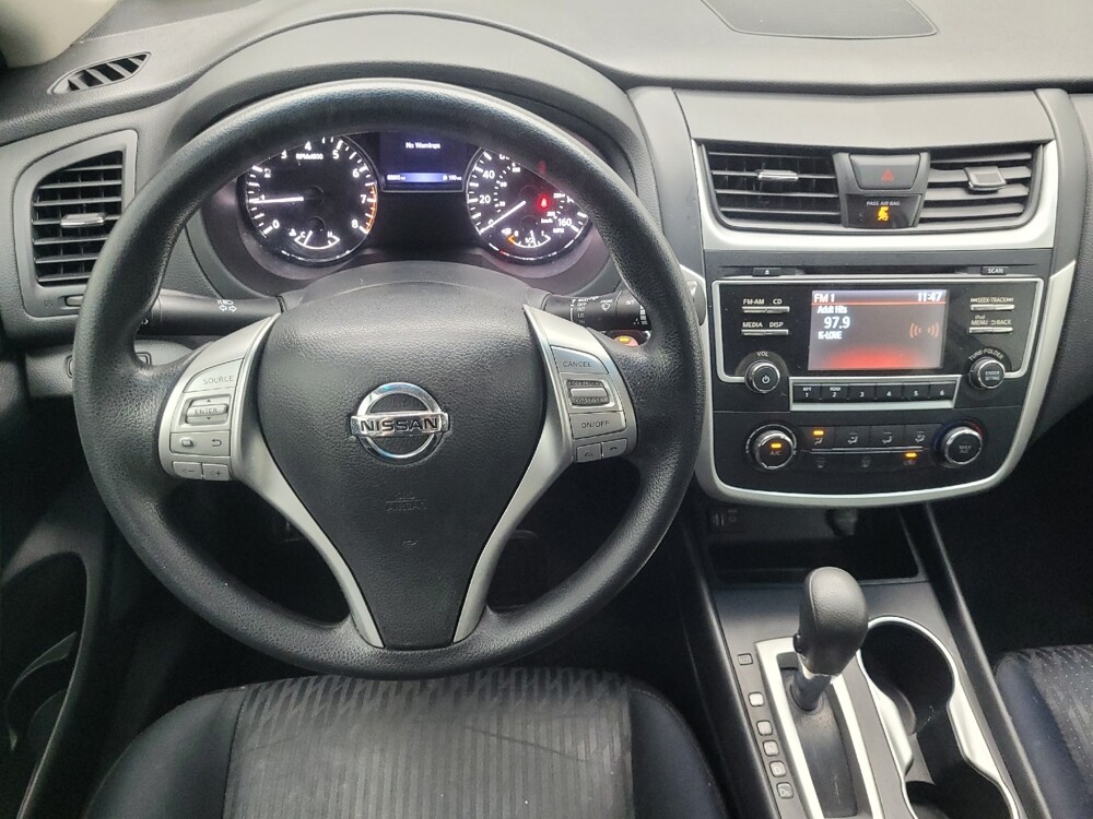 2017 Nissan Altima in Indianapolis, IN 46219 - 18051577 22