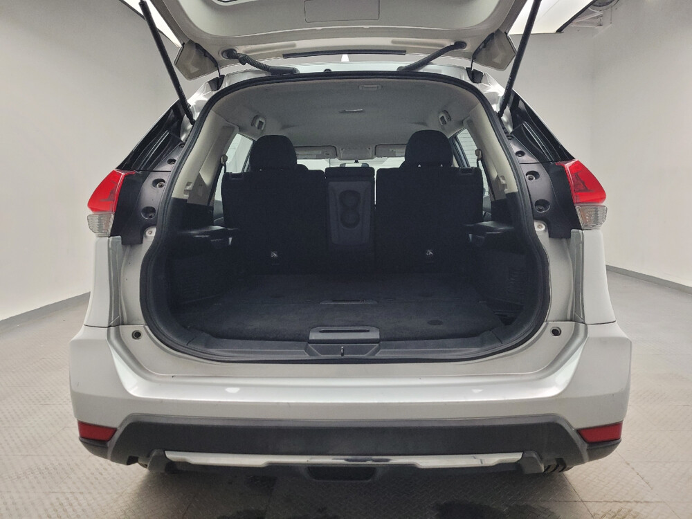 2018 Nissan Rogue in Taylor, MI 48180 - 18051675 29