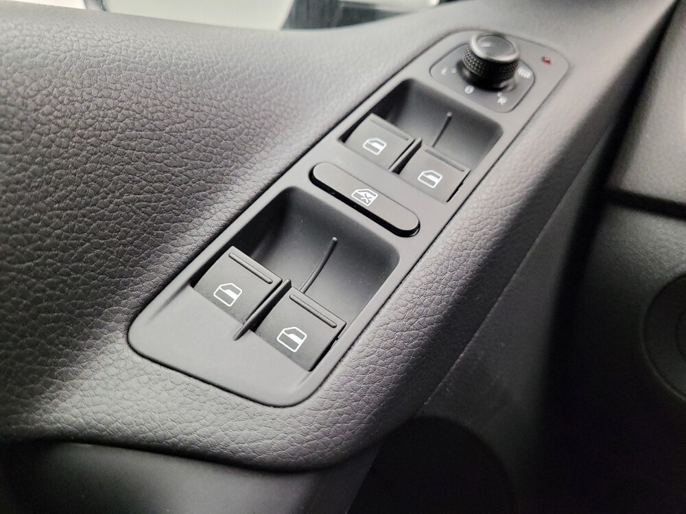 2016 Volkswagen Tiguan in Fresno, CA 93726 - 18051717 27