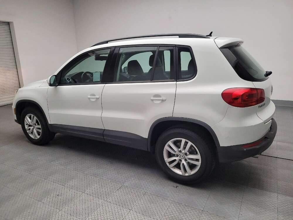2016 Volkswagen Tiguan in Fresno, CA 93726 - 18051717 3
