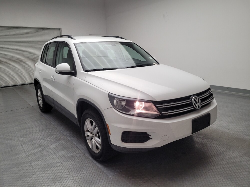 2016 Volkswagen Tiguan in Fresno, CA 93726 - 18051717 13