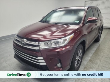2019 Toyota Highlander in Mishawaka, IN 46545