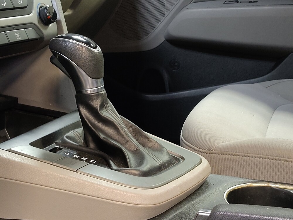 2018 Hyundai Elantra in Clearwater, FL 33764 - 18051735 26