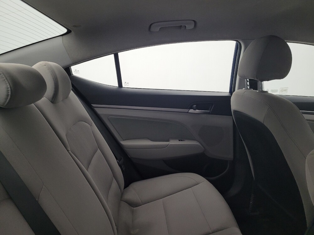 2018 Hyundai Elantra in Clearwater, FL 33764 - 18051735 19