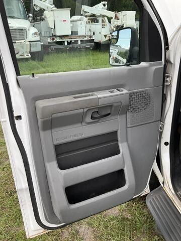 2012 Ford E-350 and Econoline 350 in Blauvelt, NY 10913 - 18051756 56