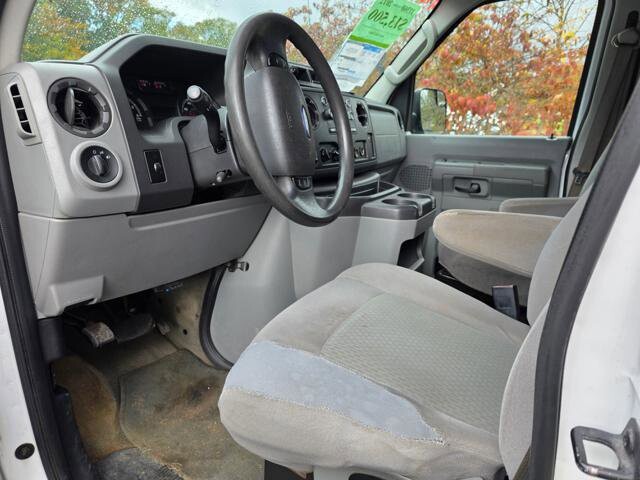 2012 Ford E-350 and Econoline 350 in Blauvelt, NY 10913 - 18051756 10