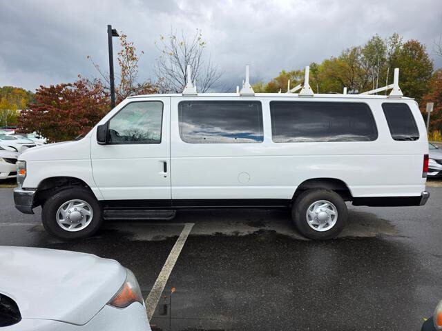 2012 Ford E-350 and Econoline 350 in Blauvelt, NY 10913 - 18051756 4
