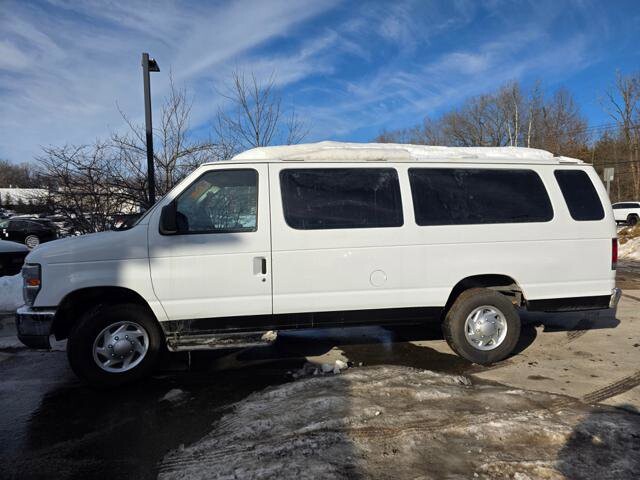 2012 Ford E-350 and Econoline 350 in Blauvelt, NY 10913 - 18051756 5