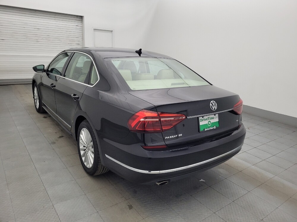 2017 Volkswagen Passat in Fort Myers, FL 33907 - 18051814 5