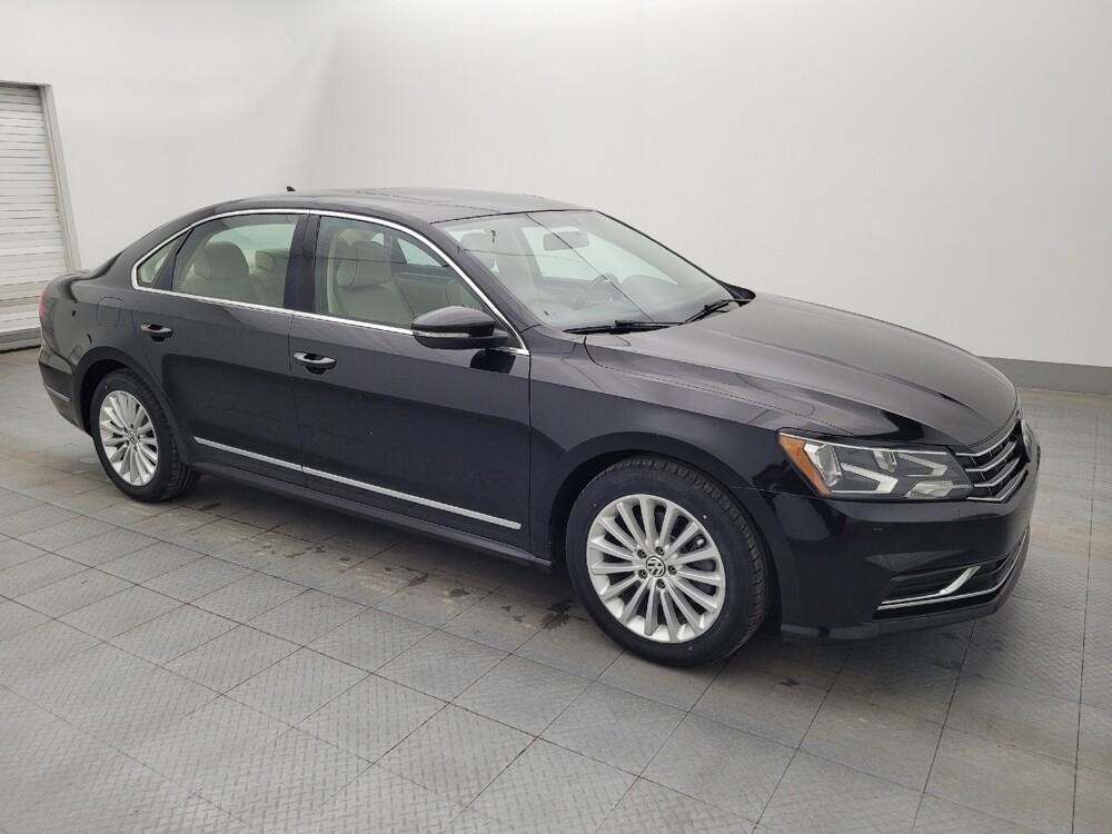 2017 Volkswagen Passat in Fort Myers, FL 33907 - 18051814 11