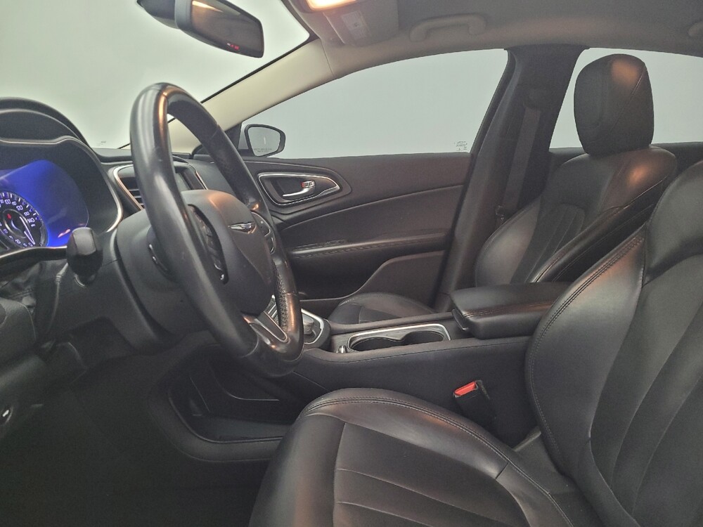 2016 Chrysler 200 in Fairfield, OH 45014 - 18051914 17