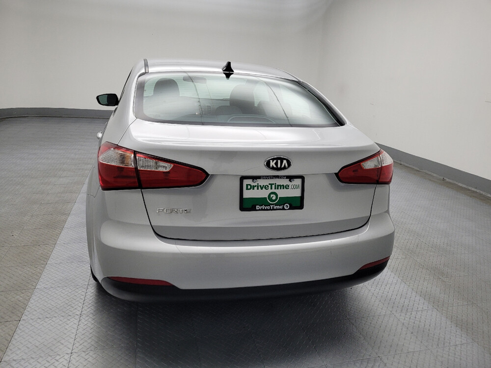 2016 Kia Forte in Midlothian, IL 60445 - 18051935 6