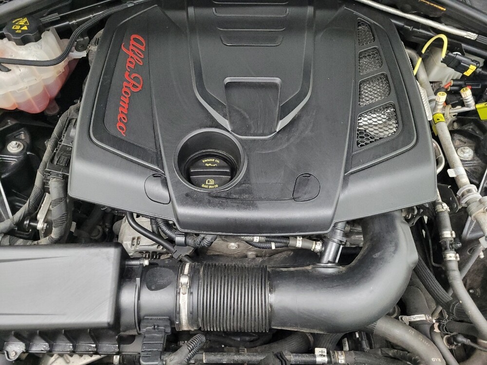 2019 Alfa Romeo Giulia in Midlothian, IL 60445 - 18051937 30