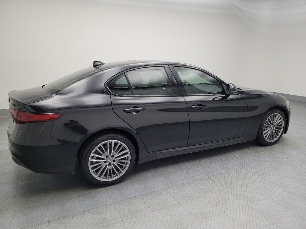 2019 Alfa Romeo Giulia in Midlothian, IL 60445 - 18051937 10