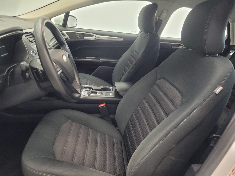 2018 Ford Fusion in Mishawaka, IN 46545 - 18051946 17