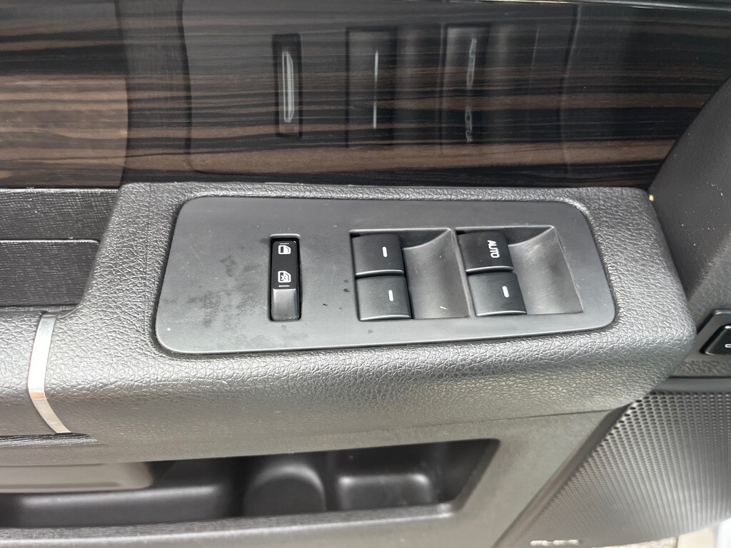 2014 Ford Flex in Fairview, PA 16415 - 18052115 7