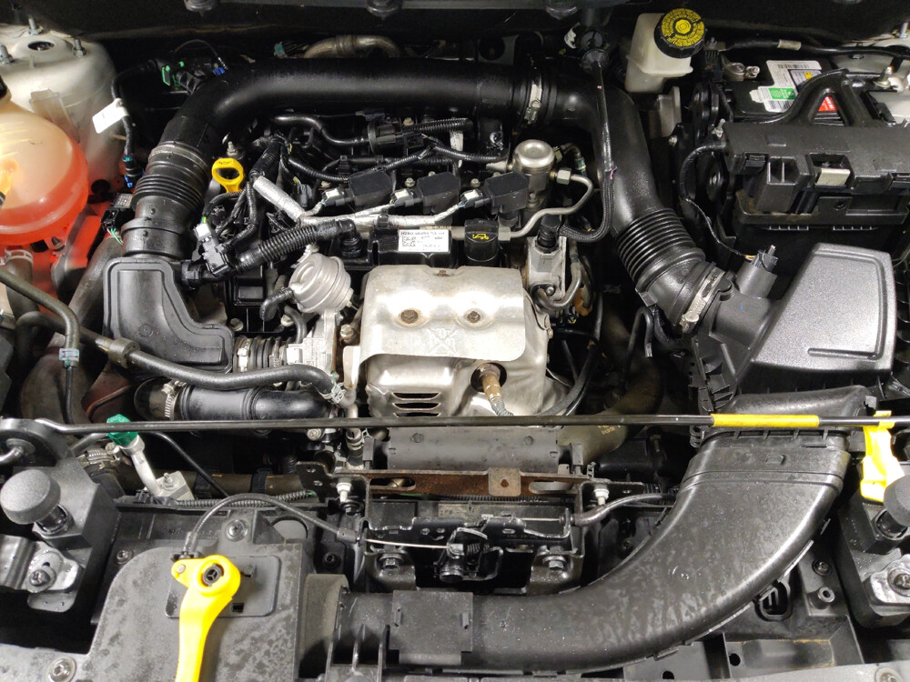 2018 Ford EcoSport in Houston, TX 77060 - 18052272 30