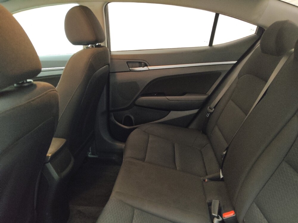 2019 Hyundai Elantra in Des Moines, IA 50310 - 18052368 18