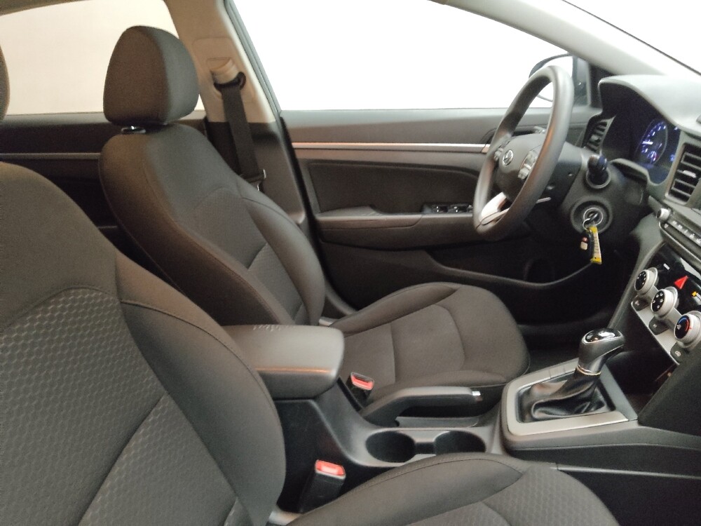 2019 Hyundai Elantra in Des Moines, IA 50310 - 18052368 21